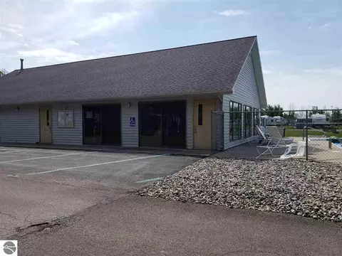 831 S Main St, Au Gres, MI 48703 photo 9