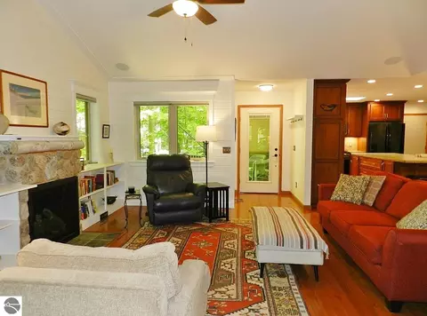 12055 S Woodwinds Cir #23, Traverse City, MI 49684