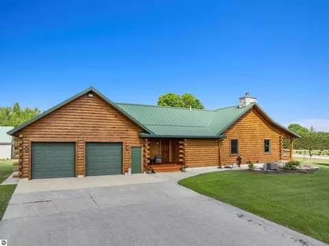 347 SW Boardman Rd, South Boardman, MI 49680