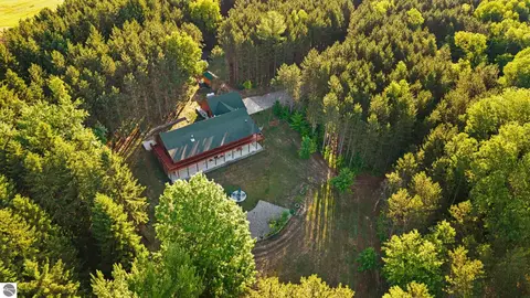 5500 Ryckman Rd, South Boardman, MI 49680