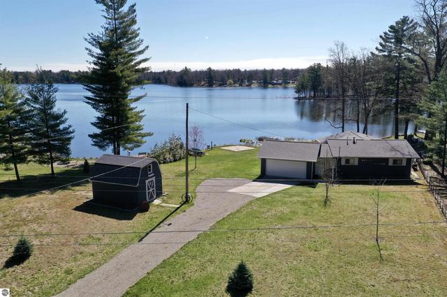 2096 Timber Trl, National City, MI 48748