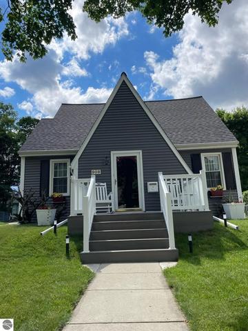 908 S Fancher St, Mount Pleasant, MI 48858