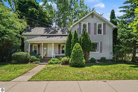 722 N University Ave, Mount Pleasant, MI 48858