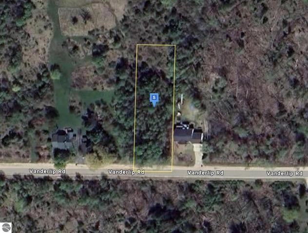 1601 Vanderlip Rd, Traverse City, MI 49686