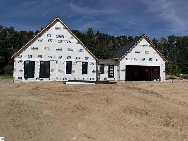 4141 Fireside Trl, Traverse City, MI 49685