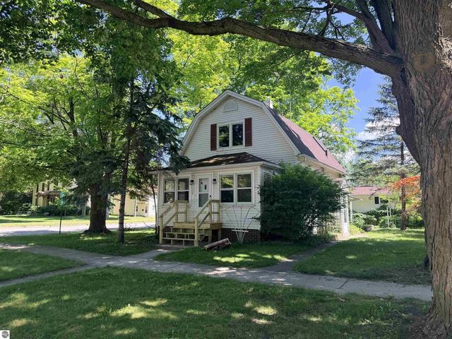 524 N Kinney, Mount Pleasant, MI 48858