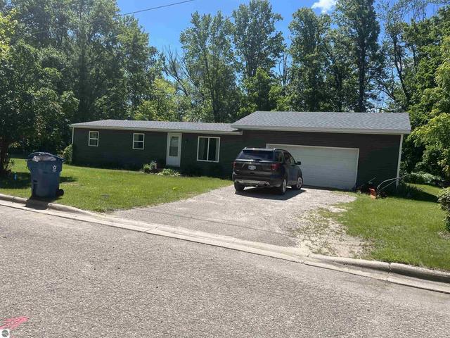 380 E North St, Standish, MI 48658