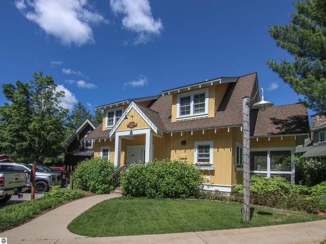 12388- Unit 317b Wintergreen Dr #317B, Thompsonville, MI 49683