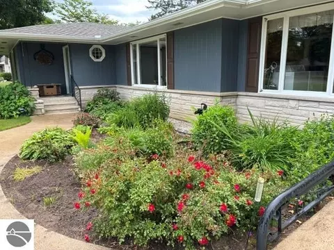 3192 S M-88, Bellaire, MI 49615