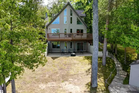 6777 Blue Lake Rd NE, Kalkaska, MI 49646