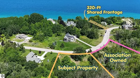 14857 Mallard Dr, Traverse City, MI 49686