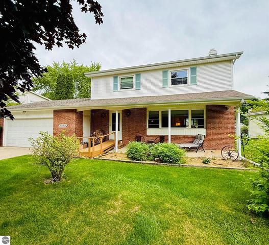 311 Devon Dr, Saint Louis, MI 48880