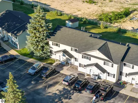 3816 Vale Dr #56, Traverse City, MI 49686