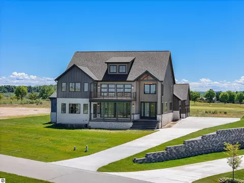 4162 Dornoch Ct, Williamsburg, MI 49690