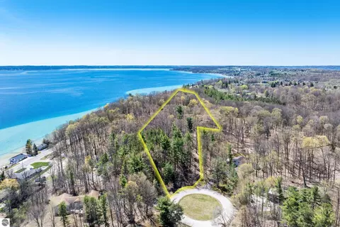 lot21 Moonrise Ct, Traverse City, MI 49686