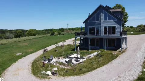5815 Farrell Rd, Central Lake, MI 49622