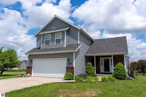 1653 Abbey Ct, Mount Pleasant, MI 48858
