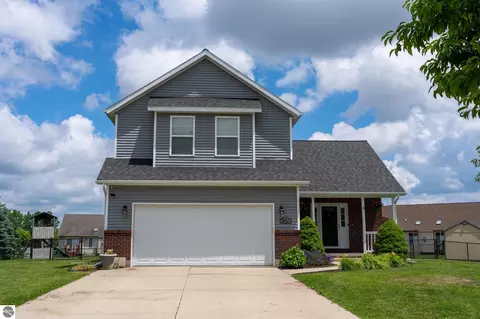 1653 Abbey Ct, Mount Pleasant, MI 48858