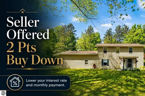 5218 Mitchell Rd, Central Lake, MI 49622