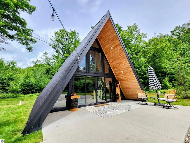 4801 Norway Dr, Elmira, MI 49730