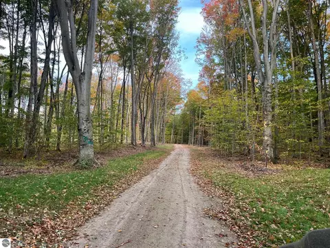 02 S Bright Rd, Maple City, MI 49664 photo 3