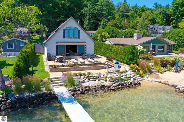 12511 SW Torch Lake Dr, Rapid City, MI 49676