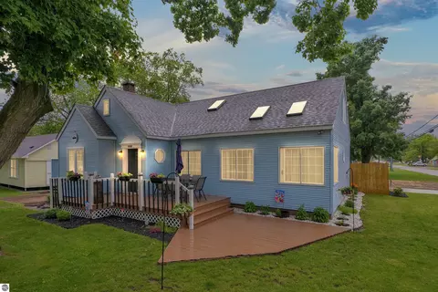 6008 W Park St, Lake City, MI 49651