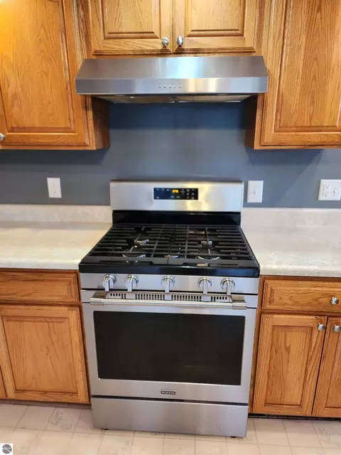 Kitchen - 295 Birch St, Harrison, MI 48625 photo 5 of 5