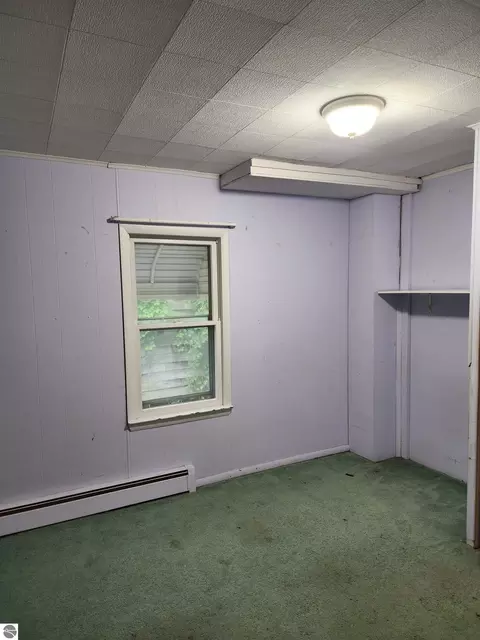 Bedroom - 295 Birch St, Harrison, MI 48625 photo 1 of 3