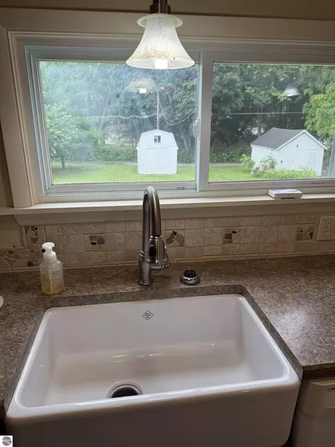 414 N Maple St, Ithaca, MI 48847 photo 25