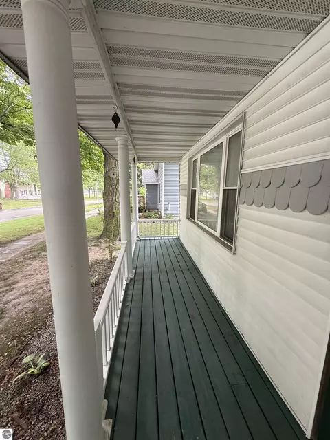 414 N Maple St, Ithaca, MI 48847 photo 9