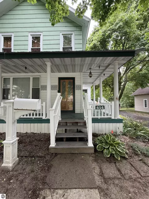 414 N Maple St, Ithaca, MI 48847 photo 8