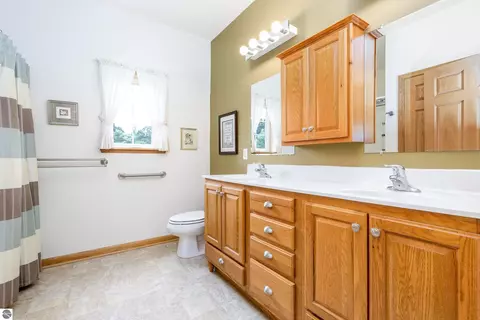 Bath - 5680 Gorivan Rd, Frankfort, MI 49635 photo 1 of 4