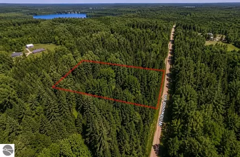 3576 Wildwood Ln, Kewadin, MI 49648