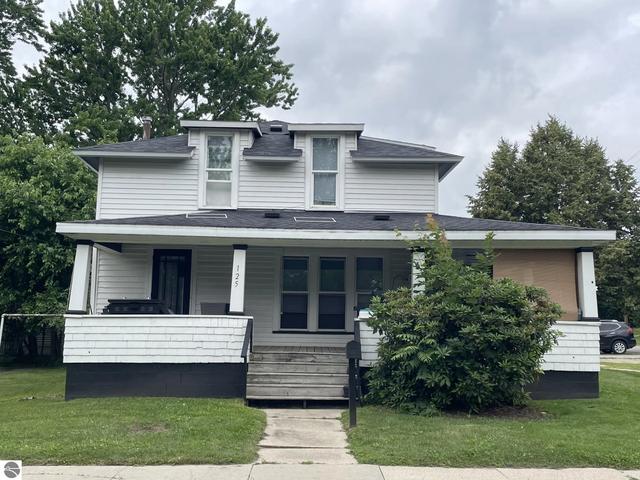 125 Cedar Ave, Alma, MI 48801