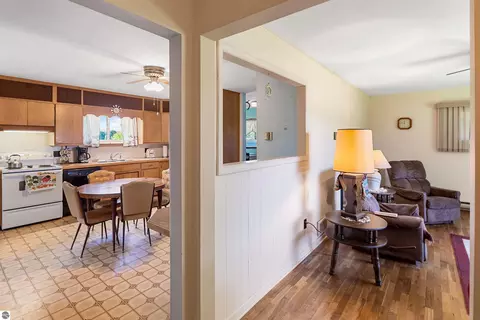 Entry Way - 3102 S 9 Rd, Harrietta, MI 49638 photo 1 of 3