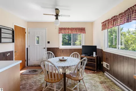 Dining - 3102 S 9 Rd, Harrietta, MI 49638 photo 2 of 3
