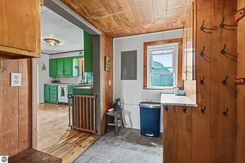 Entry Way - 7615 Pleasant Hill Rd, Ellsworth, MI 49729 photo 1 of 4