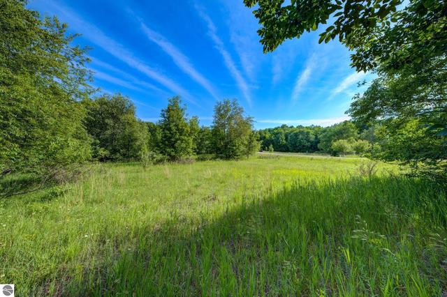 lot27 W Harbour Rdg, Maple City, MI 49664