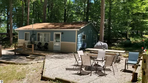 2341 Lake View Ave, Traverse City, MI 49696