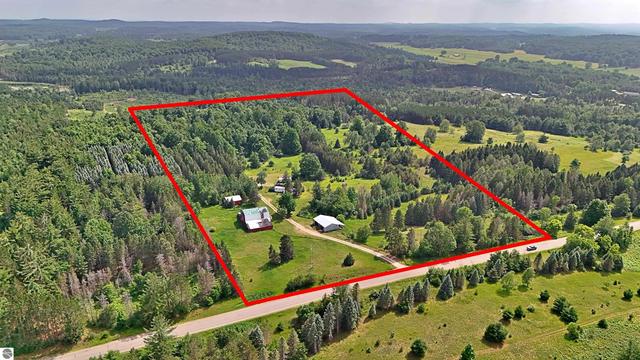 11601 W Rhoby Rd, Manton, MI 49663