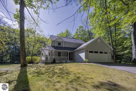 151 Dubonnet Trl, Interlochen, MI 49643