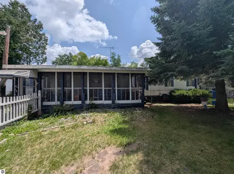 3525 E City Limits Rd, Standish, MI 48658