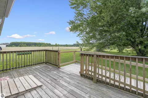Exterior - 6268 E M-72, Kalkaska, MI 49646 photo 7 of 11