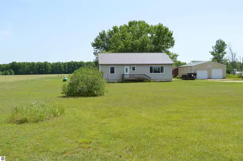 Exterior - 6268 E M-72, Kalkaska, MI 49646 photo 9 of 11