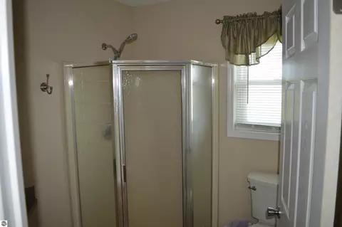 Bath - 6268 E M-72, Kalkaska, MI 49646 photo 3 of 3