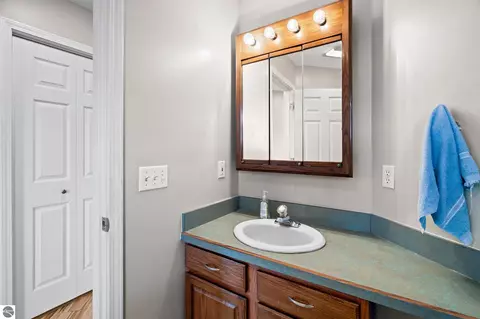 Bath - 6268 E M-72, Kalkaska, MI 49646 photo 2 of 3