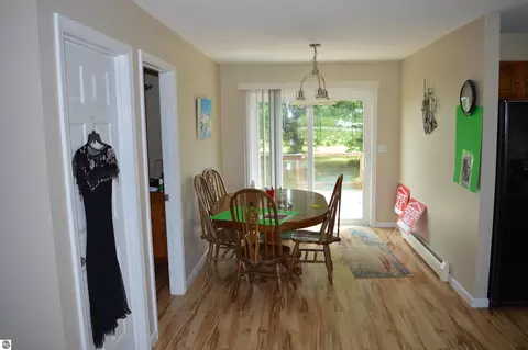 Dining - 6268 E M-72, Kalkaska, MI 49646 photo 1 of 1