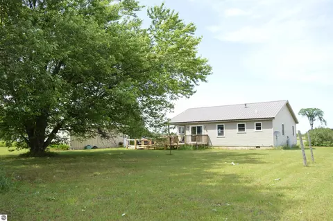 Exterior - 6268 E M-72, Kalkaska, MI 49646 photo 10 of 11