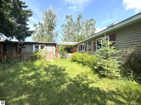 Exterior - 5251 M-55, Hale, MI 48739 photo 2 of 10